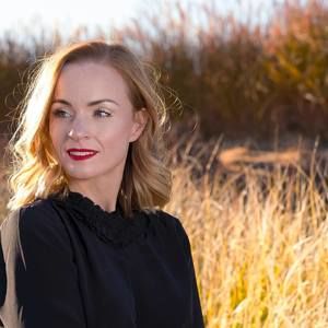 Meet your Posher, Liz